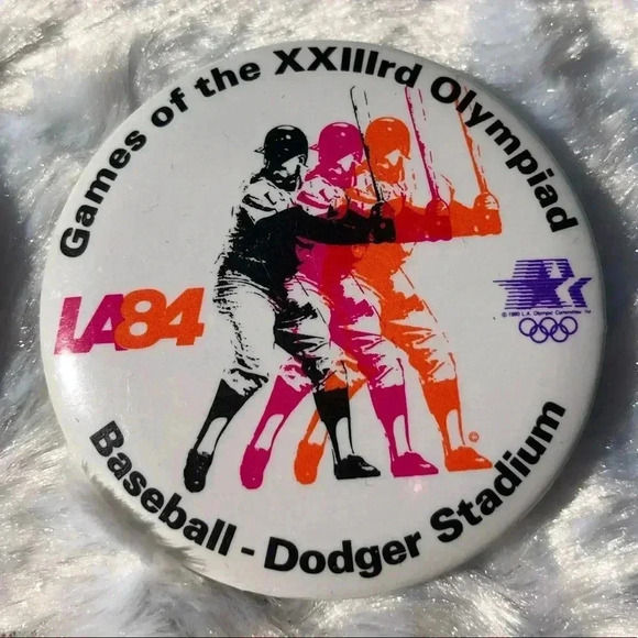 1984 Summer Olympic Games Pins. - Picture 5 of 7